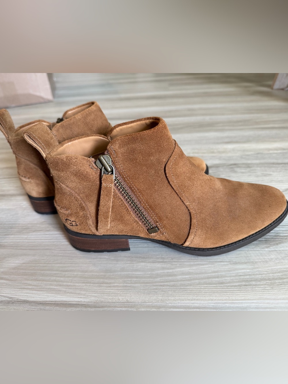 UGG Women's Suede Aureo II Ankle Booties - Chestnut Brown